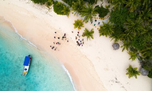 Mamanuca Islands - Resorts - Tavurua Island Resort